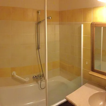 Holiday park Les Cles Du Gers - Hameau Du Lac