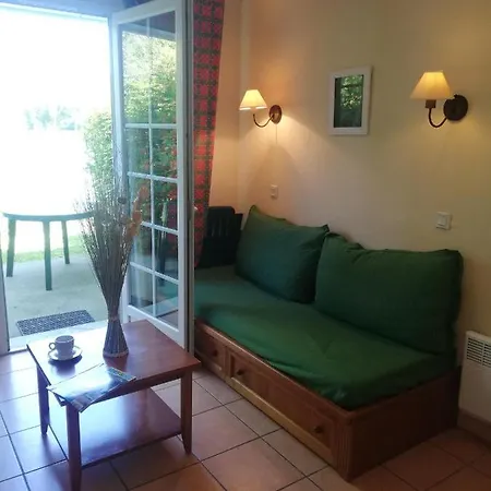 Les Cles Du Gers - Hameau Du Lac Holiday park *
